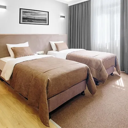 Hotel Trip By Merlin