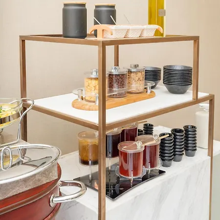 Hotel Trip By Merlin Istanboel